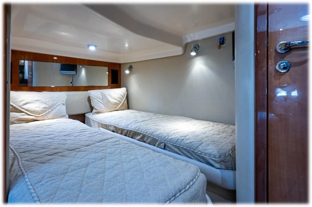 Yacht · 13.4m 8