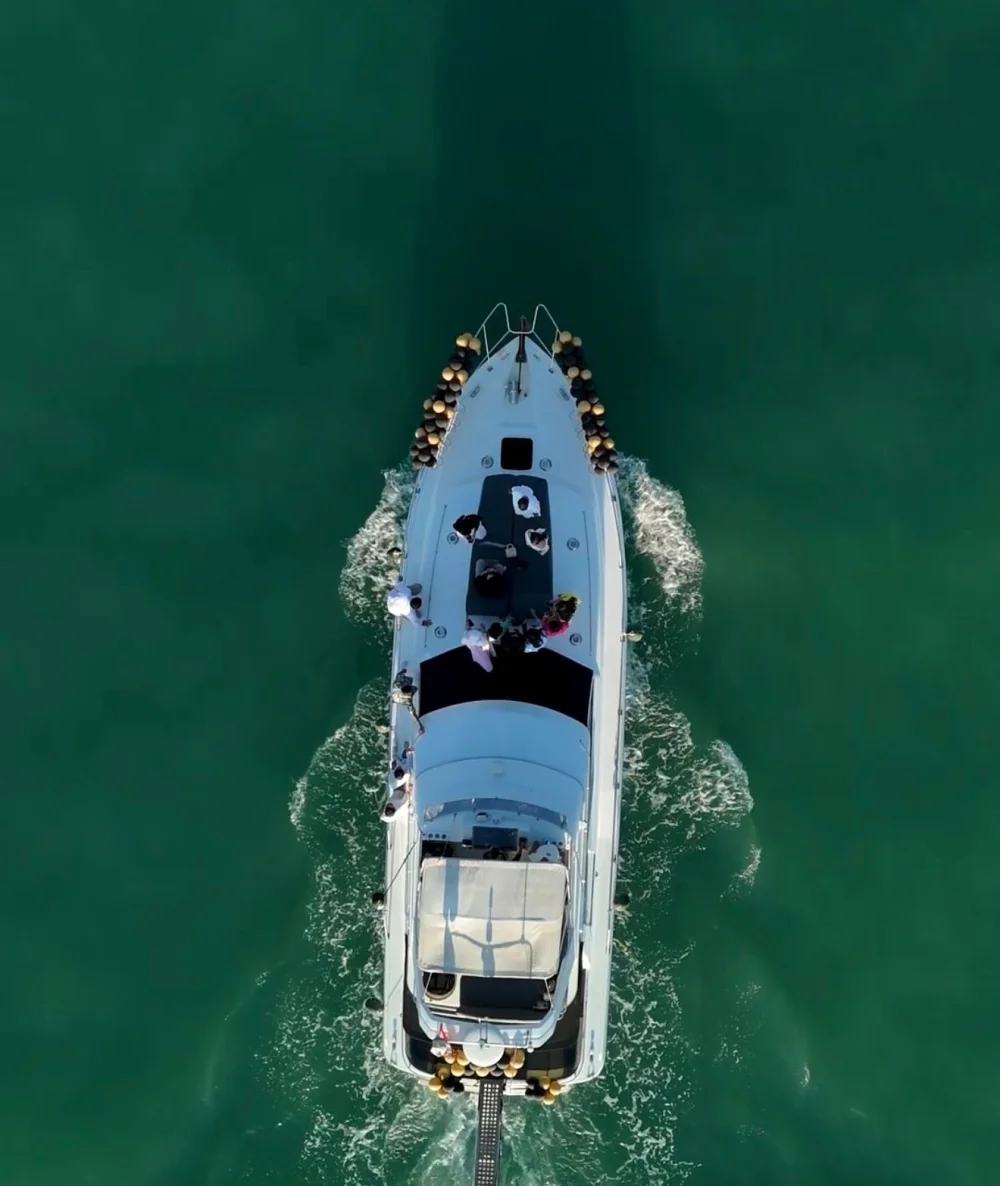 Yacht