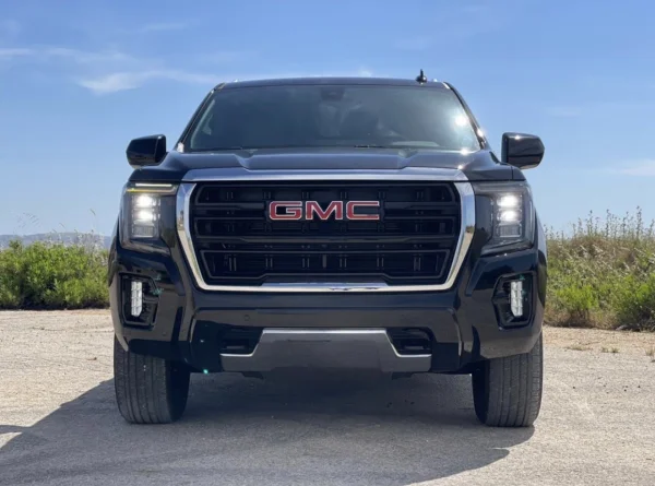 2023 GMC Yukon
