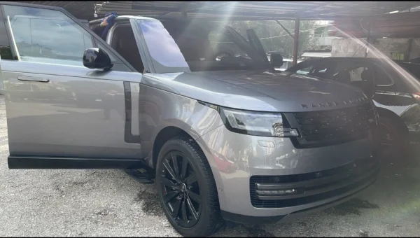 2025 Range Rover Vogue